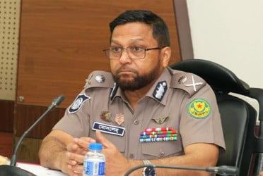 Battery-powered rickshaws can't be evicted by DMP alone: ​​Commissioner