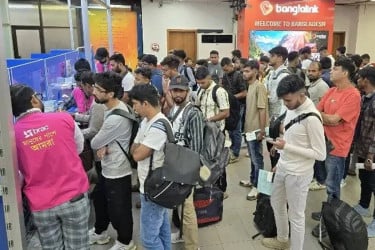 109 more Bangladeshi nationals return from Cambodia cyber scam compounds
