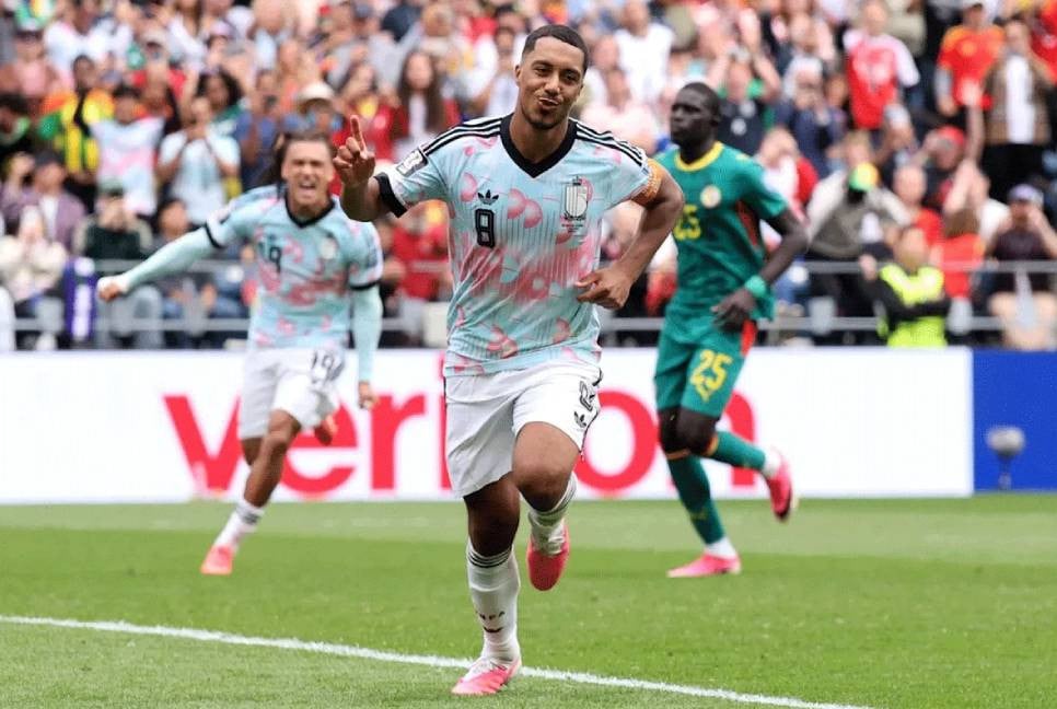 Belgium stage stunning comeback to sink Senegal
