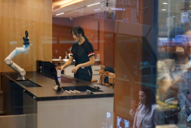 South Korean shops turn to robots, self-service to escape labour woes