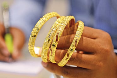 Gold price up Tk2,216 per bhori