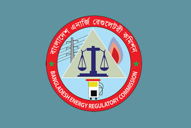 Govt reduces LPG, auto gas prices