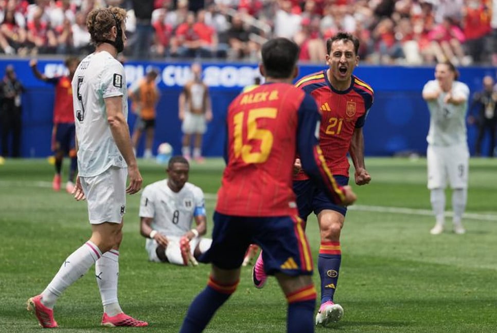Oyarzabal at double as Spain beat Austria to reach last 16