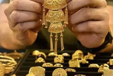 Gold prices jump again, 22-carat gold Tk228,556 per bhori