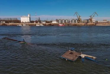 AI’s environmental cost threatens water, land resources for billions by 2030: UN report