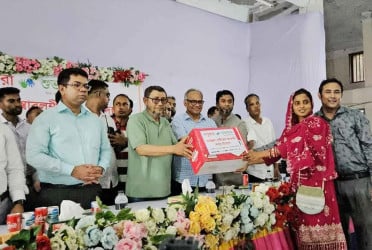 Bashundhara Group empowers 30 underprivileged women in Monohardi