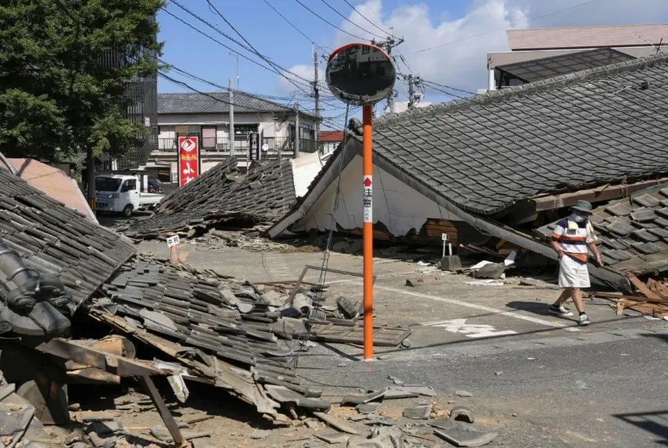 23 injured as 5.9-magnitude earthquake strikes Japan | | Bangladesh Pratidin